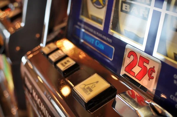 area188 app showing football betting markets and live match scores