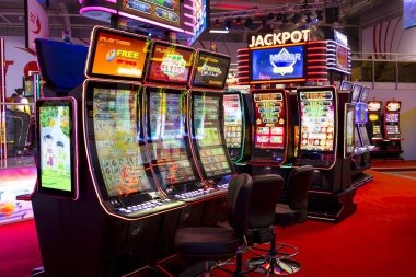 area188 Jewels of Prosperity slot game interface showing reels, paylines, and bet controls
